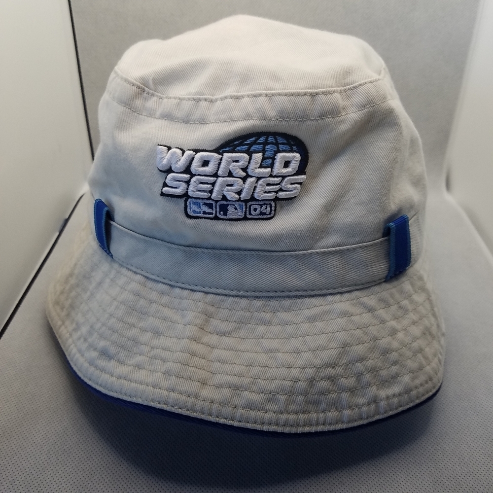 2004 New Era World Seris Bucket Hat